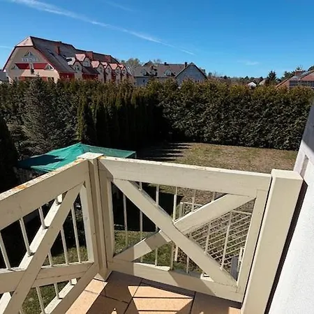Beautiful And Spacious With A Balcony Dębki