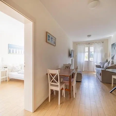 Beautiful And Spacious With A Balcony * Dębki